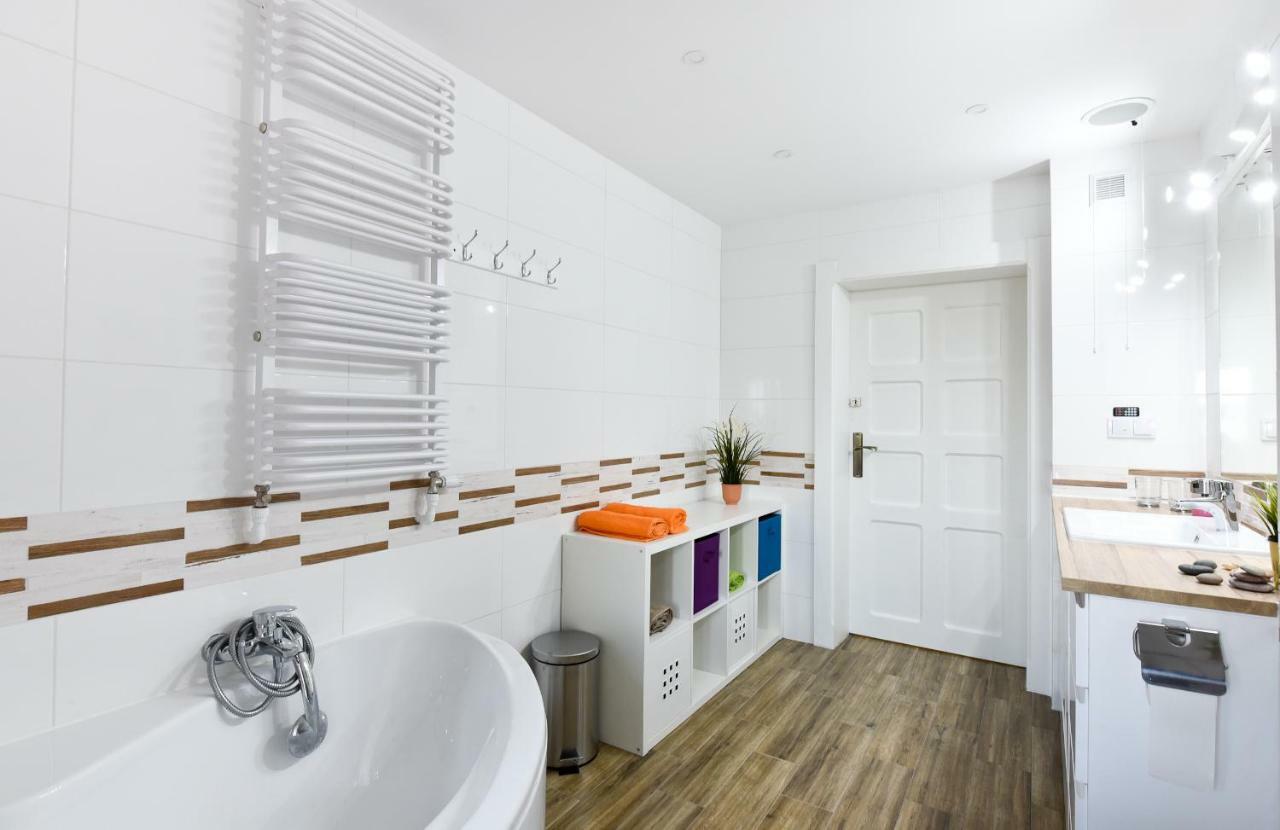 Apartament Centrum Z Miejscem Parkingowym Stary Toruń Kültér fotó